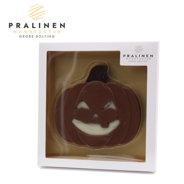 Schokoladenrelief Kürbis aus Vollmilchschokolade in einer hellen Geschenk-Verpackung